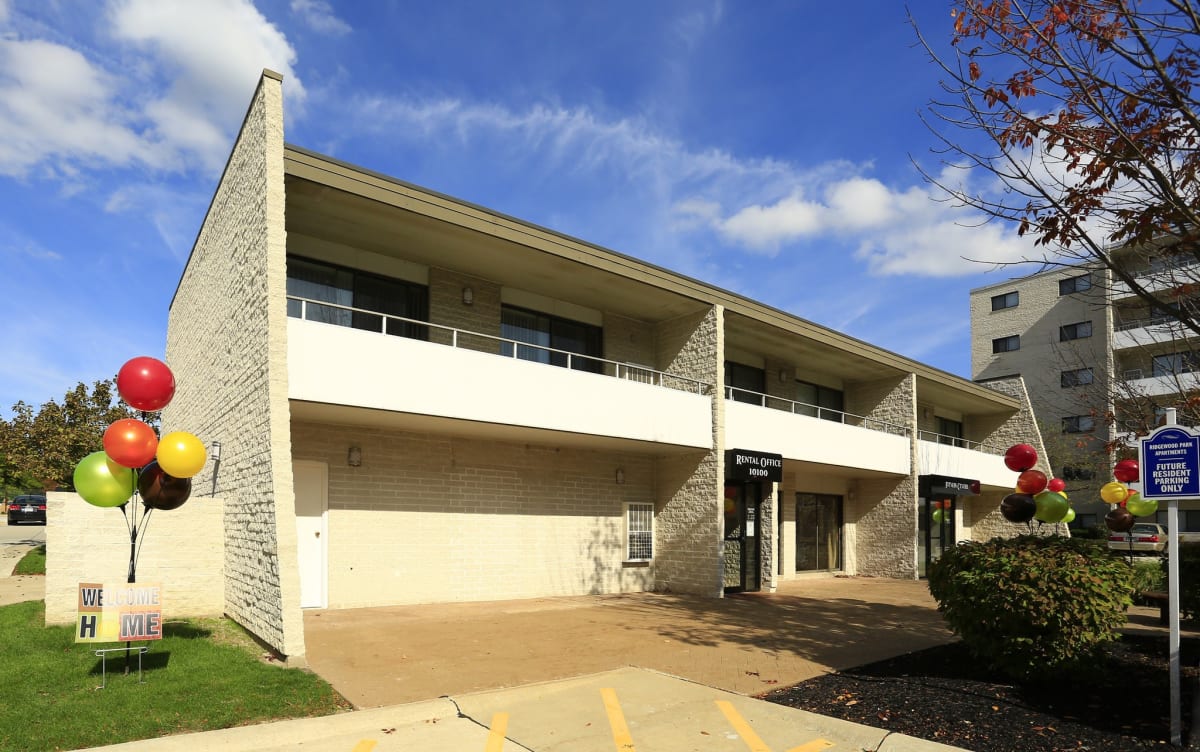 Apartments for Rent in Parma Heights, Ohio Ridgewood Park